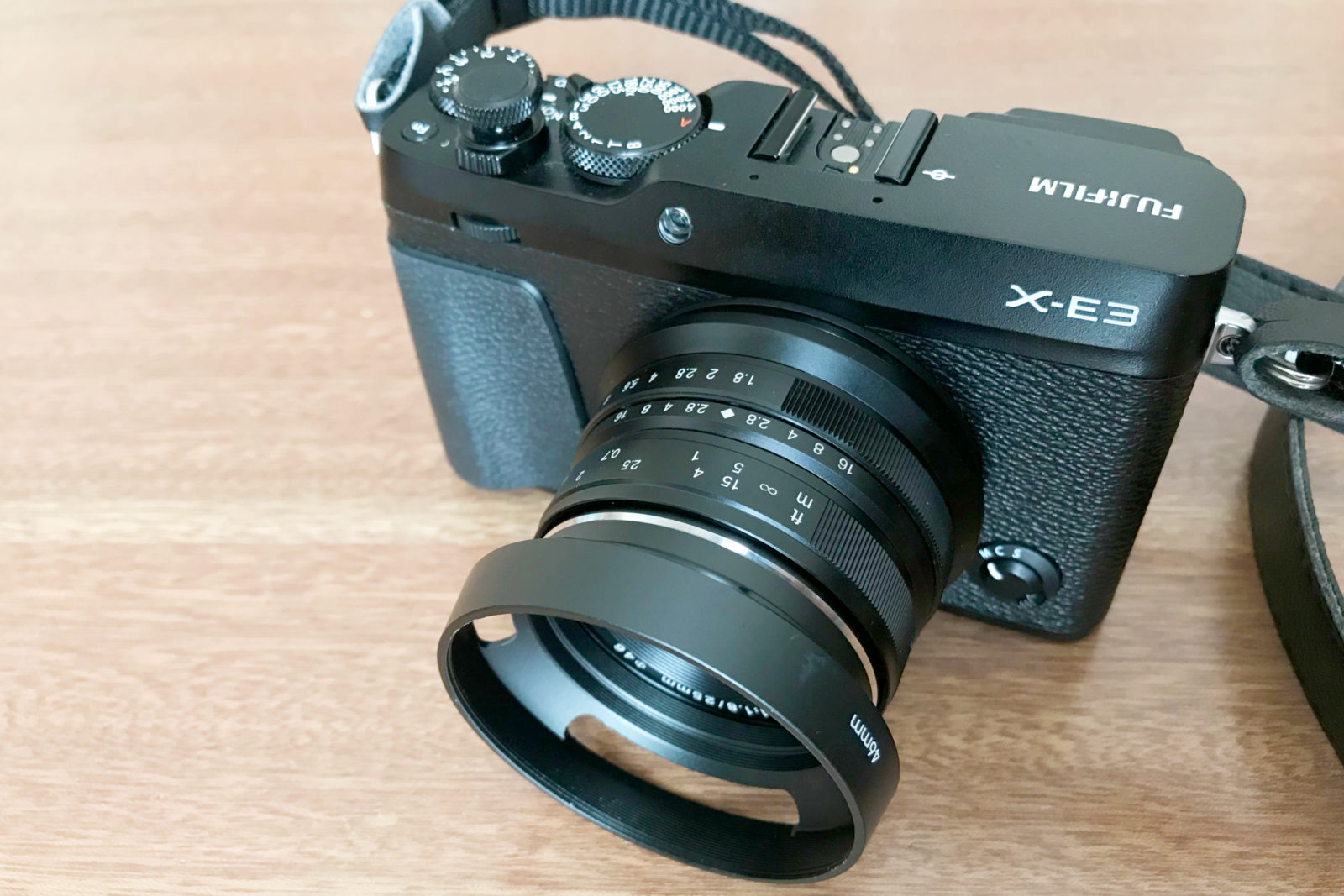 中華レンズ「7artisans 25mm F1.8」をFUJIFILM X-E3で使い始めてみました 7artisans 25mm F1.8 Fujiカメラ用レンズ APS-C 富士フイルム マニュアルフォーカス プライム固定レンズ X-A1 X-A10 X-A2 X-A3 X-at X-M1 XM2 X-